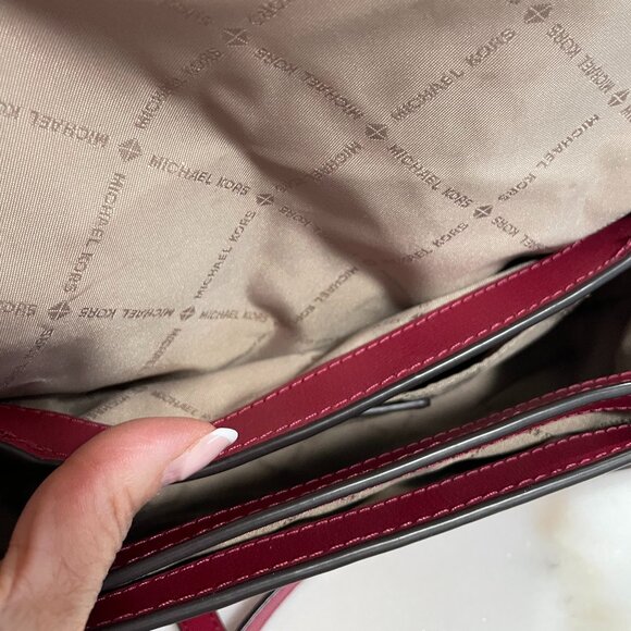 Michael Kors Ellis Medium Flap Messenger Shoulder Leather Bag Maroon - Picture 10 of 15